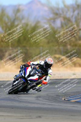 media/Mar-12-2022-SoCal Trackdays (Sat) [[152081554b]]/Turn 2 (1145am)/